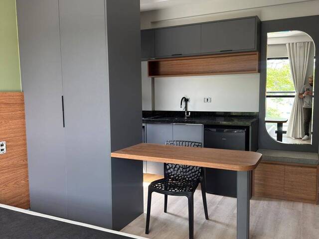 Apartamento para Venda em Curitiba - 4
